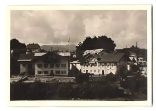 5 Fotografien Ansicht Siegsdorf i. Obb., Ortspartien mit Flussbrücke und Café Trauntal