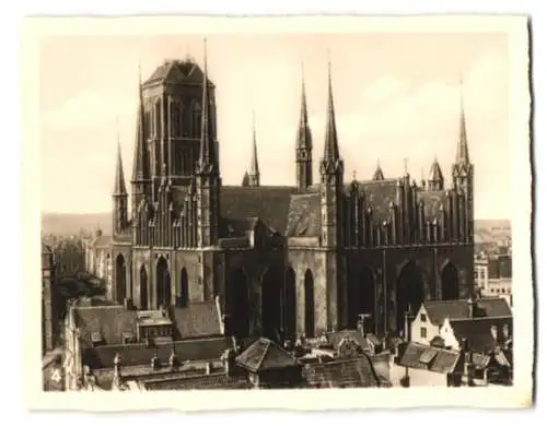 10 Fotografien Ottomar Steinbach, Danzig, Ansicht Danzig, Bahnhof, Langermarkt mit Rathaus, Marienkirche, Krantor