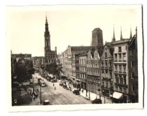 10 Fotografien Ottomar Steinbach, Danzig, Ansicht Danzig, Bahnhof, Langermarkt mit Rathaus, Marienkirche, Krantor