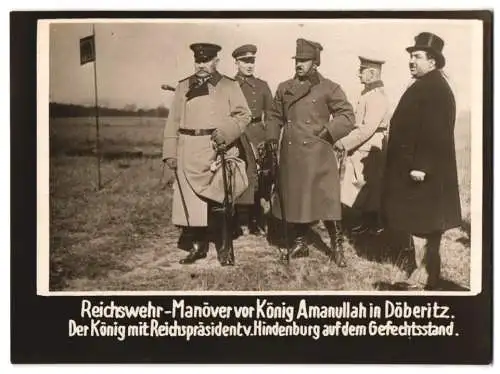 Fotografie Reichswehr-Manöver, Ghazi Amanullah Khan von Afghanistan mit Reichspräsident v. Hindenburg