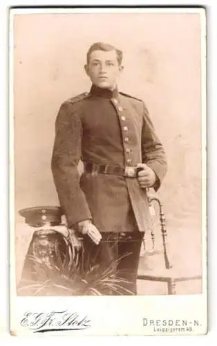 Fotografie E. G. Friedr. Stotz, Dresden, junger sächsischer Soldat Arthur in Uniform Rgt. 177