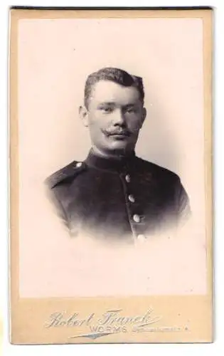 Fotografie Robert Franck, Worms, Soldat in Uniform Rgt. 118 mit Mustasch