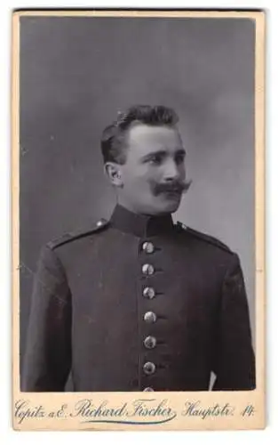 Fotografie Richard Fischer, Copitz a. E., sächsischer Soldat in Uniform mit Mustasch