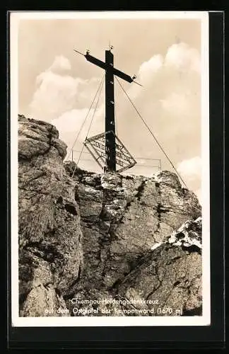 AK Chiemgau-Heldengedenkkreuz auf dem Ostgipfel der Kampenwand