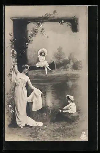 Foto-AK NPG NR: 195, Buchstabe F, Frau mit Kindern am See