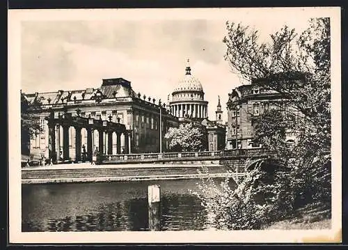 AK Potsdam, Stadtschloss, Nikolaikirche u. Palast-Hotel