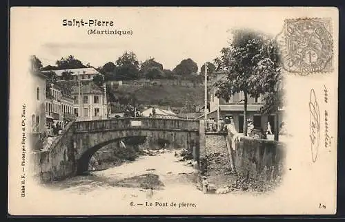 AK Saint-Pierre, Le Pont de pierre