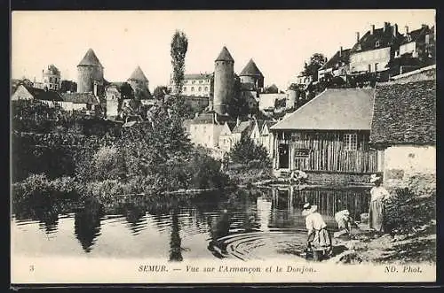 AK Semur, Vue sur l`Arnabcon et le Donjon