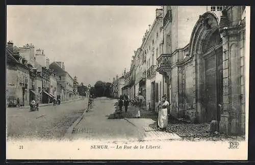 AK Semur, La Rue de la Liberté, Strassenpartie