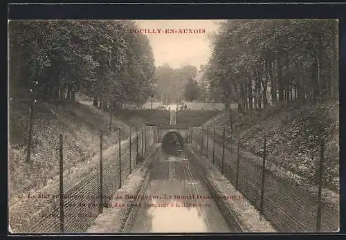 AK Pouilly-en-Auxois, le tunnel traversant la ligne de Bourgogne et des eaux, longueur 3.3 kilomètres