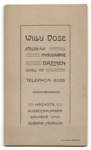 Fotografie Willy Dose, Bremen, Soldat in Feldgrau Uniform Rgt. 75 mit Zwickerbrille