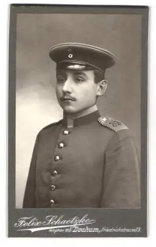 Fotografie Felix Schaetzke, Bochum, Einjährig-Freiwilliger Uffz. in Uniform Rgt. 39