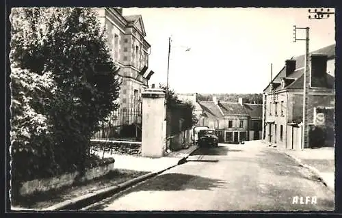 AK Orbigny /I.-et-L., Place de la Mairie