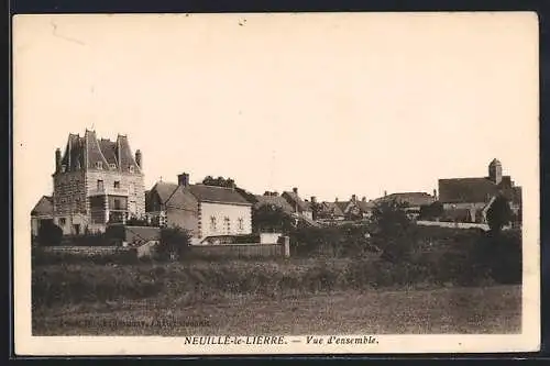 AK Neuille-le-Lierre, Vue d`ensemble des bâtiments et de la campagne