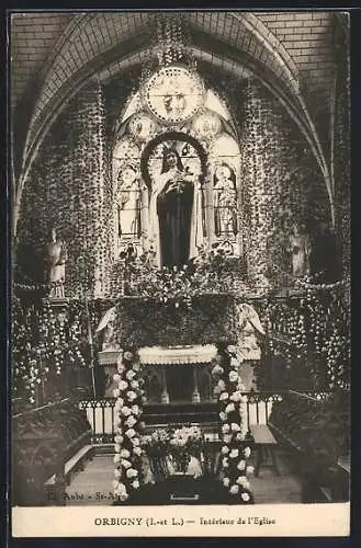 AK Orbigny, intérieur de l`église décorée avec des fleurs et des statues religieuses