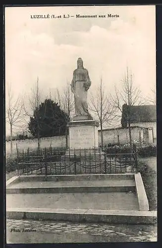 AK Luzillé /I.-et-L., Monument aux Morts