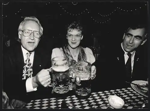 Fotografie WEREK, München, Edmund Stoiber, Monika Hohlmeier und Theo Weigel beim CSU-Parteitag