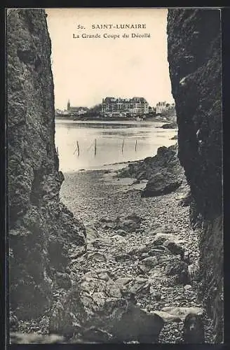 AK Saint-Lunaire, la grande coupe du décollé