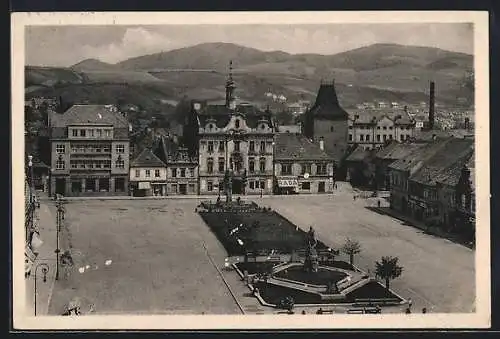 AK Beroun, Strassenpartie mit Denkmal