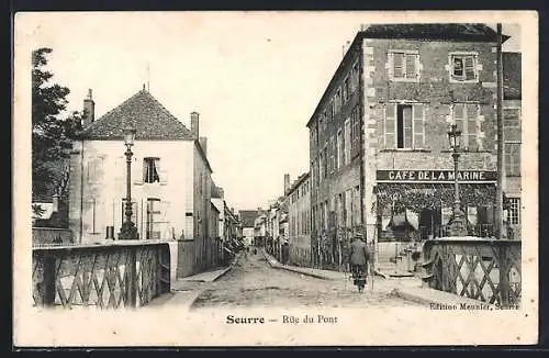 AK Seurre, Rue du Pont avec le Café de la Marine et pont en avant-plan