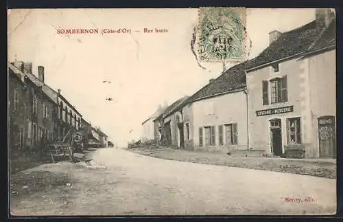 AK Sombernon, Rue haute avec magasin Épicerie-Mécène et maisons anciennes