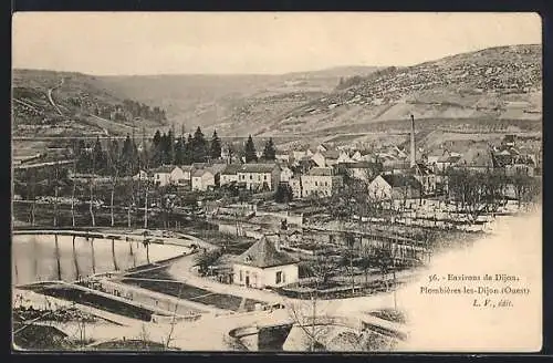 AK Plombières-les-Dijon, vue panoramique avec rivière et maisons