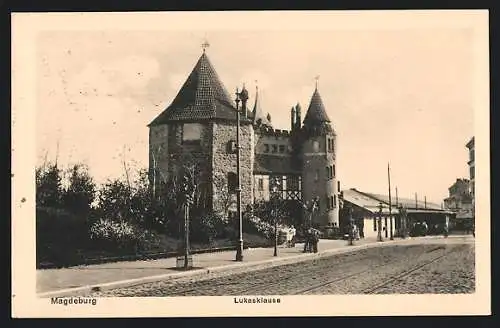 AK Magdeburg, Blick auf die St. Lukasklause