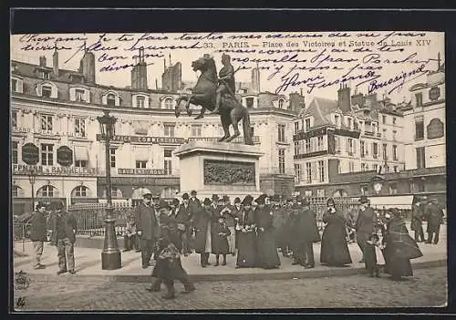 AK Paris, Place des Victoires et Statue de Louis XIV