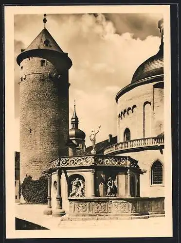 AK Würzburg, Der Burghof der Festung Marienberg