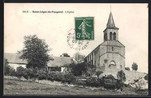 AK Saint-Léger-de-Fougeret, L`Eglise