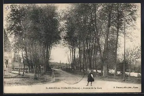 AK St-Amand-en-Puisaye, Avenue de la Gare