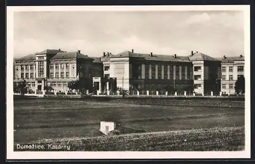 AK Taus / Domazlice, Blick zur Kaserne, Kasárny