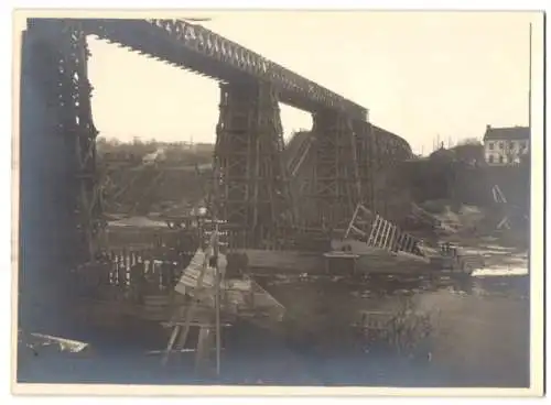 17 Fotografien Ansicht Grodno, von Deutschen gesprengte Brücke 1915, Besatzungssoldaten, Oblt, Stackermann, Zerstörung