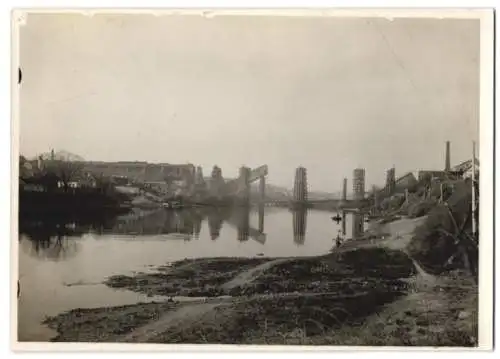 17 Fotografien Ansicht Grodno, von Deutschen gesprengte Brücke 1915, Besatzungssoldaten, Oblt, Stackermann, Zerstörung