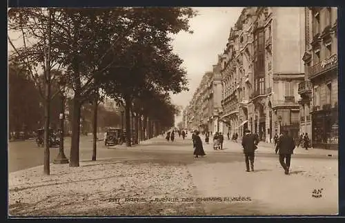 AK Paris, Avenue des Champs Elysées