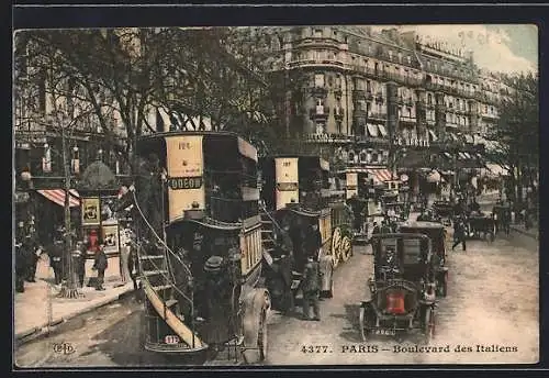 AK Paris, Boulevard Italiens mit Busstation