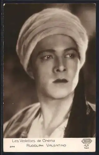 AK Schauspieler Rudolph Valentino in einer Filmszene