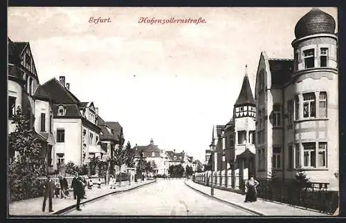 AK Erfurt, Hohenzollernstrasse mit Passanten