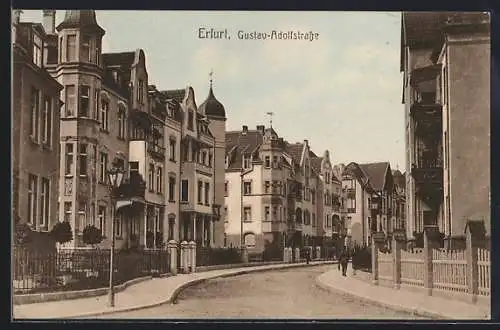 AK Erfurt, Partie in der Gustav-Adolfstrasse, mit Abzweig