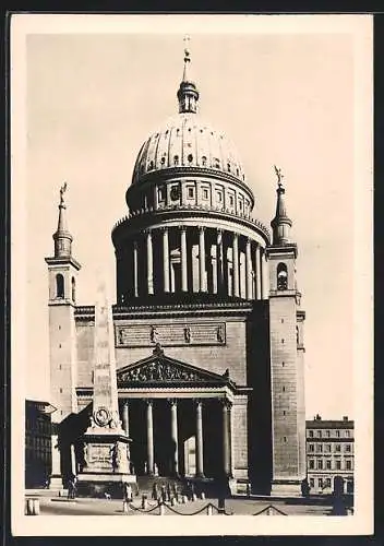 AK Potsdam, Nikolaikirche mit Strassenpartie