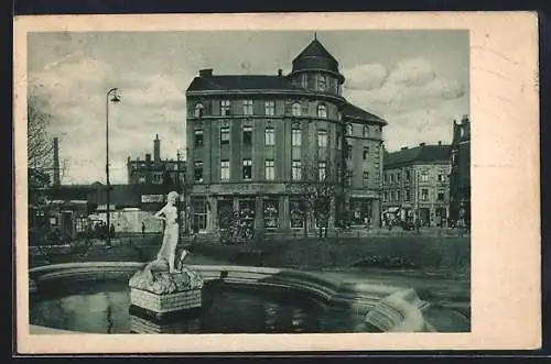 AK Mähr. Ostrau, Brunnen am Dennisplatz