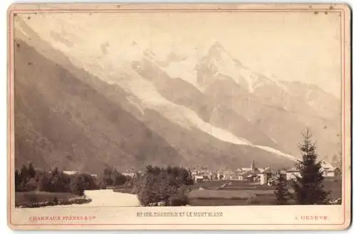 Fotografie Charnaux Frères & Cie., Genève, Ansicht Chamonix, Blick gegen den Mont Blanc