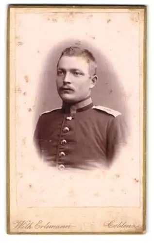 Fotografie Wilh. Erlemann, Coblenz, Uffz. in Uniform Rgt. 4