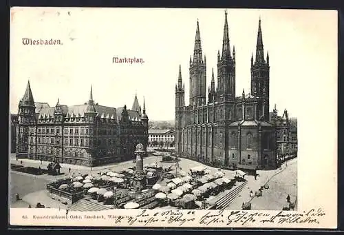 AK Wiesbaden, Marktplatz mit Kirche und Denkmal