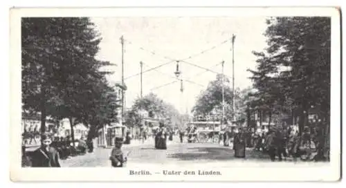 Mini-AK Berlin, Unter den Linden mit Passanten