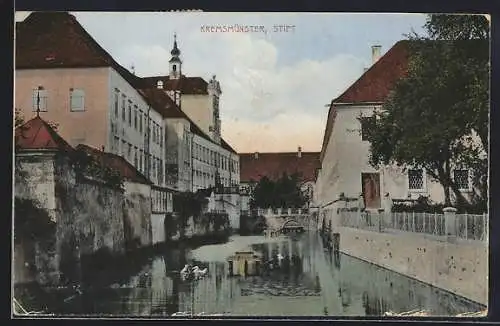 AK Kremsmünster, Stift am Fluss, Enten