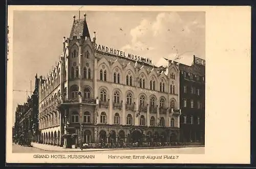 AK Hannover, Grand Hotel Mussmann O. Wiegand, Ernst-August-Platz 7, mit Strasse