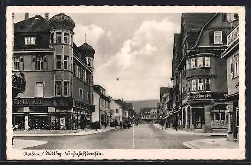 AK Aalen /Wttbg., Bahnhofstrasse mit Geschäften