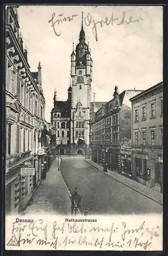 AK Dessau, Rathausstrasse mit Geschäft Gustav Lindau & Co.