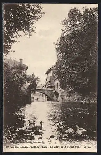 AK Saint-Jean-Pied-de-Port, La Nive et le Vieux Pont